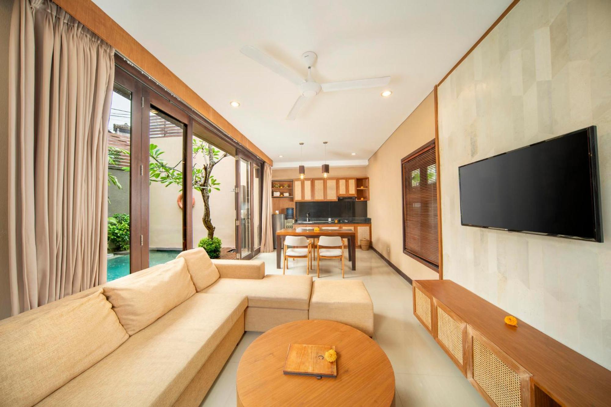 Canggu Circle Villa By Ini Vie Hospitality Εξωτερικό φωτογραφία